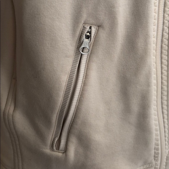 Lululemon Keep It Cozy Jacket
Angel Wing - Picture 6 of 14